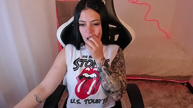 Victoryyy  online show from 09-20-25, 05:58