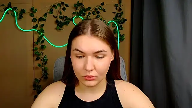 Snapshot of Glory_air chatting on 05-15-26, 06:20 Glory air online show from 05-15-26, 06:20