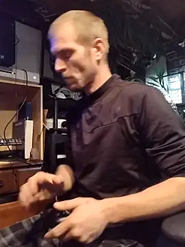 mrwinsalot88 online show from 11-18-25, 08:08