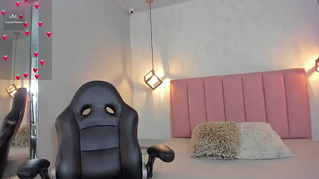 SUNNYCYRUS online show from 02-04-26, 12:33