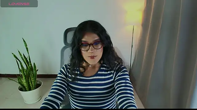 Snapshot of vitta_alfayed chatting on 12-03-25, 11:14 vitta alfayed online show from 12-03-25, 11:14
