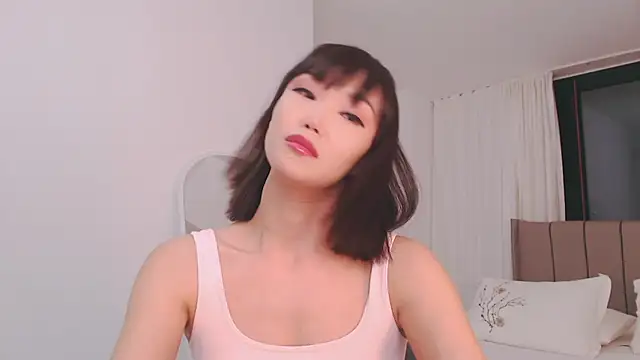 TumiLio online show from 12-17-24, 03:49