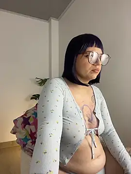 sophia goth online show from 11-14-25, 12:09