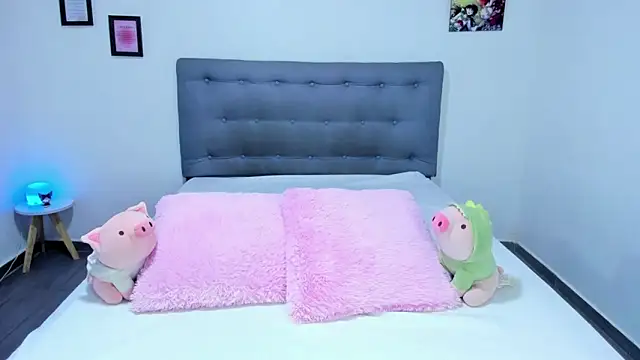 Agataowens online show from 02-13-25, 01:40