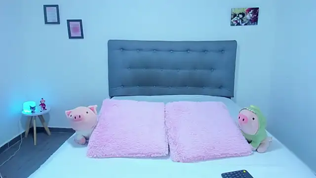 Agataowens online show from 09-24-25, 01:31