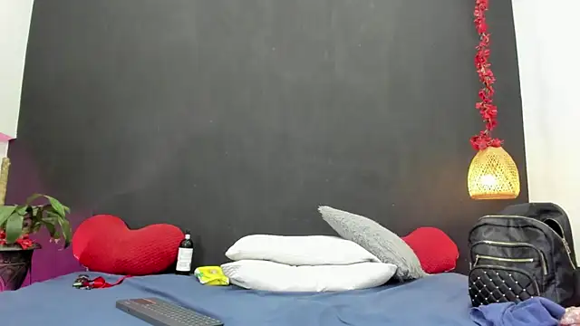 Luna smit08 online show from 04-25-26, 07:55