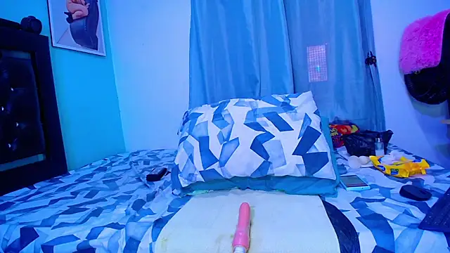 cristinapuerta- online show from 01-28-25, 07:53