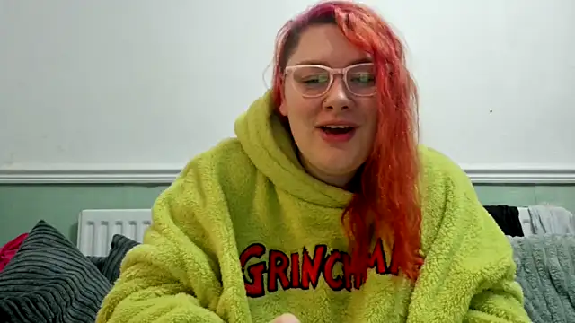 Bustycurves online show from 12-23-24, 09:08