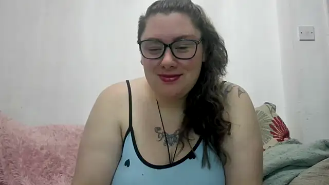 Bustycurves online show from 12-20-25, 03:02