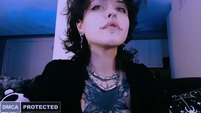 NaughtyLittleFox online show from 03-28-26, 06:57