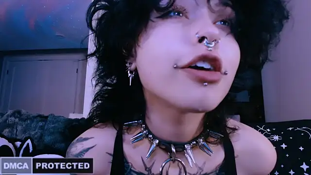 NaughtyLittleFox online show from 03-30-26, 05:30