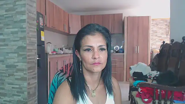 Snapshot of brigitht chatting on 01-12-25, 04:50 brigitht online show from 01-12-25, 04:50