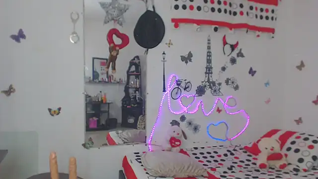 Snapshot of brigitht chatting on 01-30-25, 09:47 brigitht online show from 01-30-25, 09:47