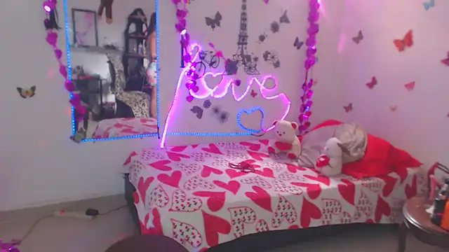 Snapshot of brigitht chatting on 02-05-25, 02:59 brigitht online show from 02-05-25, 02:59