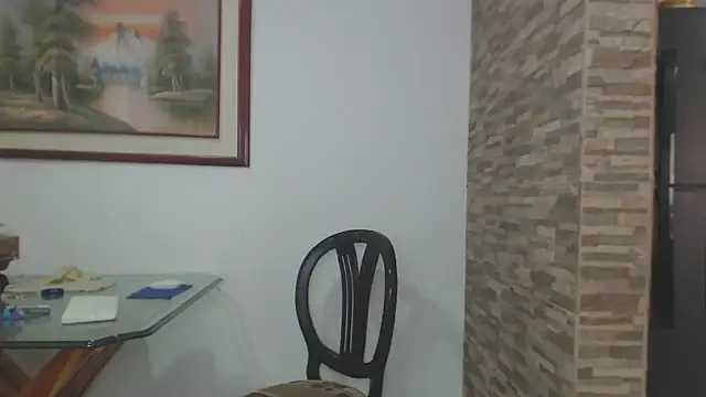 Snapshot of brigitht chatting on 02-14-25, 06:29 brigitht online show from 02-14-25, 06:29