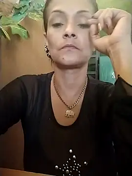 Snapshot of brigitht chatting on 02-17-25, 06:37 brigitht online show from 02-17-25, 06:37