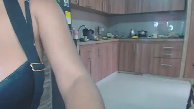 Snapshot of brigitht chatting on 03-12-25, 05:07 brigitht online show from 03-12-25, 05:07