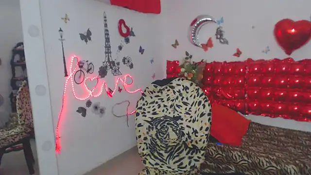 Snapshot of brigitht chatting on 03-23-25, 03:54 brigitht online show from 03-23-25, 03:54