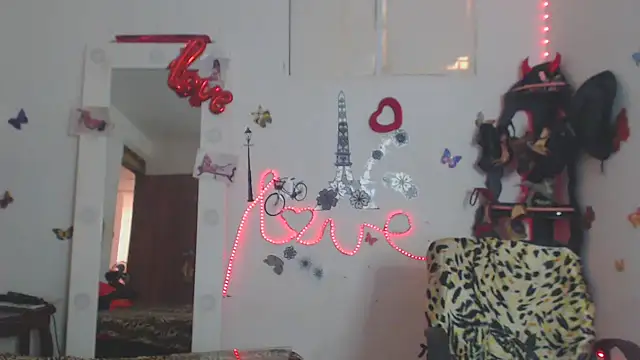 Snapshot of brigitht chatting on 10-05-25, 04:16 brigitht online show from 10-05-25, 04:16