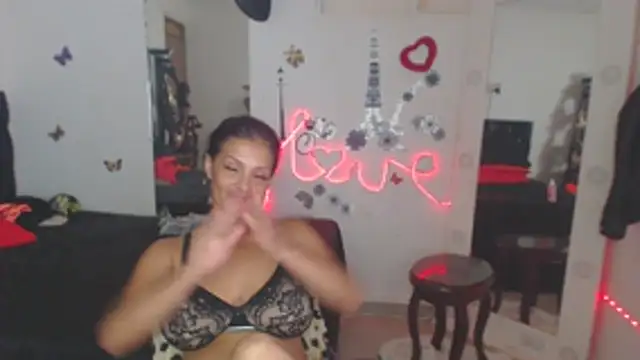 Snapshot of brigitht chatting on 11-05-25, 09:09 brigitht online show from 11-05-25, 09:09