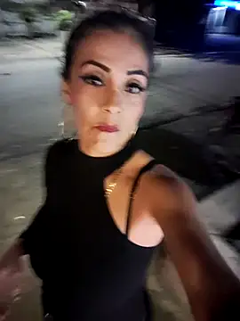 Snapshot of brigitht chatting on 11-23-25, 06:02 brigitht online show from 11-23-25, 06:02