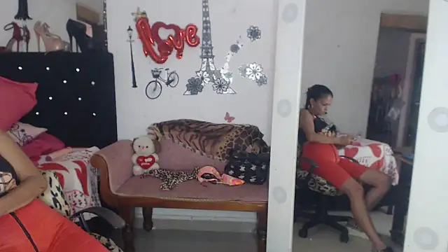 Snapshot of brigitht chatting on 05-21-26, 04:14 brigitht online show from 05-21-26, 04:14