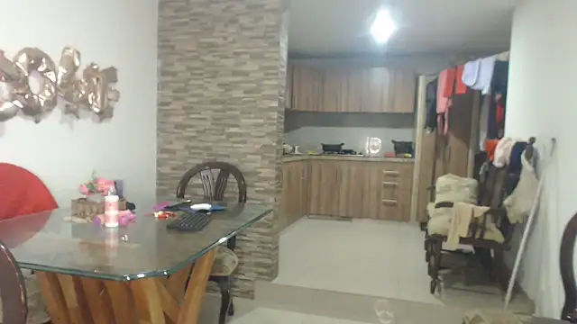 Snapshot of brigitht chatting on 06-06-26, 11:42 brigitht online show from 06-06-26, 11:42