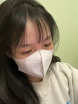 minmin2kk5 online show from 03-21-25, 08:17