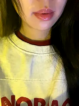 minmin2kk5 online show from 01-08-26, 01:08