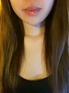 minmin2kk5 online show from 04-26-26, 03:10