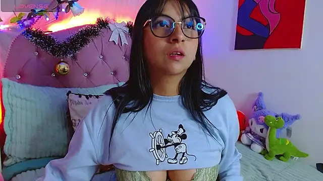 Snapshot of Littlerouse_ chatting on 01-10-25, 05:26 Littlerouse online show from 01-10-25, 05:26