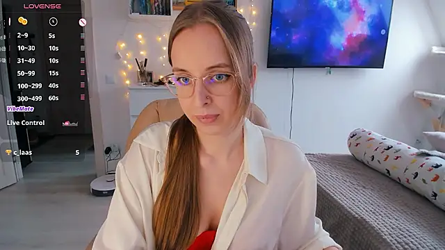 violet blue eyes online show from 02-06-26, 11:24