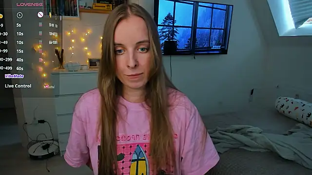 violet blue eyes online show from 03-09-26, 12:53