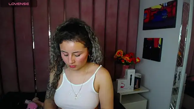 Snapshot of celeste_blue69 chatting on 02-12-25, 03:07 celeste blue69 online show from 02-12-25, 03:07