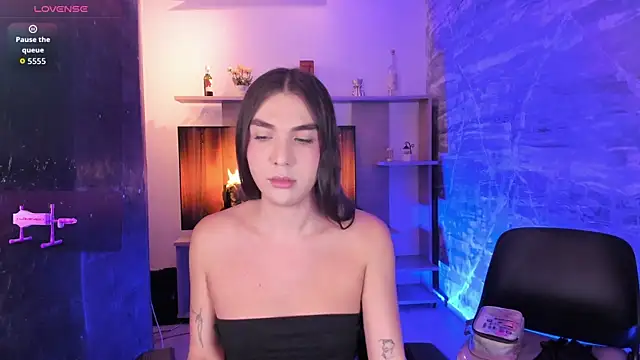 saracaball  online show from 10-09-25, 03:59