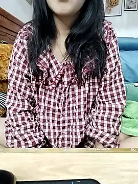 cream1299 online show from 02-22-25, 09:37