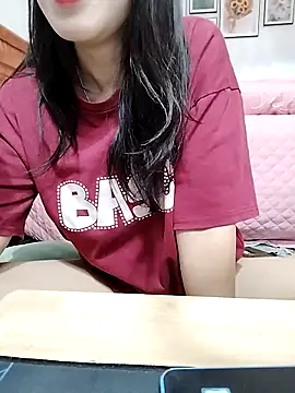 cream1299 online show from 09-22-25, 06:04