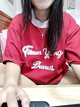 cream1299 online show from 10-07-25, 11:46