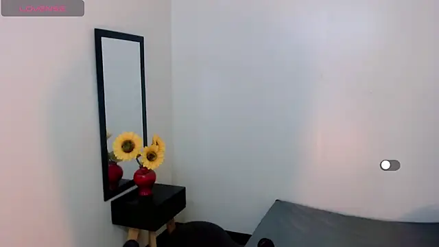 Snapshot of la_ratona_1 chatting on 02-09-25, 01:00 la ratona 1 online show from 02-09-25, 01:00