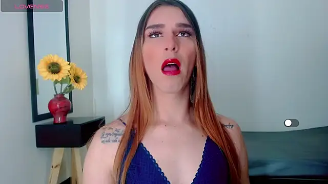 Snapshot of la_ratona_1 chatting on 02-10-25, 06:13 la ratona 1 online show from 02-10-25, 06:13