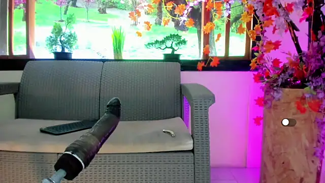 Snapshot of la_ratona_1 chatting on 03-21-25, 07:57 la ratona 1 online show from 03-21-25, 07:57