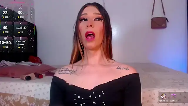 Snapshot of la_ratona_1 chatting on 09-14-25, 05:01 la ratona 1 online show from 09-14-25, 05:01