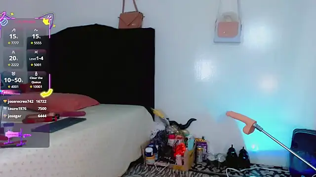 Snapshot of la_ratona_1 chatting on 10-17-25, 07:05 la ratona 1 online show from 10-17-25, 07:05