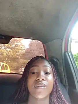 Nicole Colette  online show from 01-26-25, 03:36