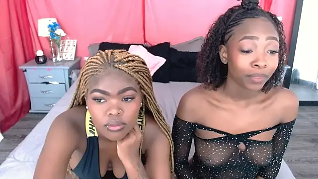 Nicole Colette  online show from 01-30-25, 12:16