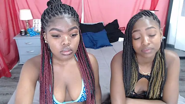 Nicole Colette  online show from 03-05-25, 12:11