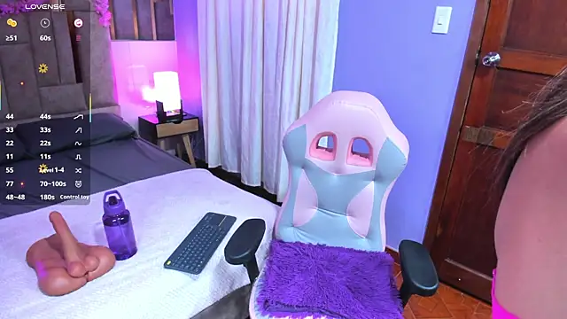 Yelena mutiz online show from 03-20-25, 01:15