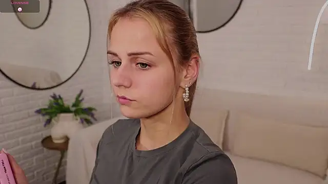 Wendy D0ll online show from 09-22-25, 09:06