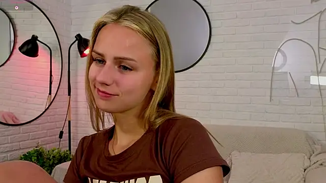 Wendy D0ll online show from 03-24-26, 09:42