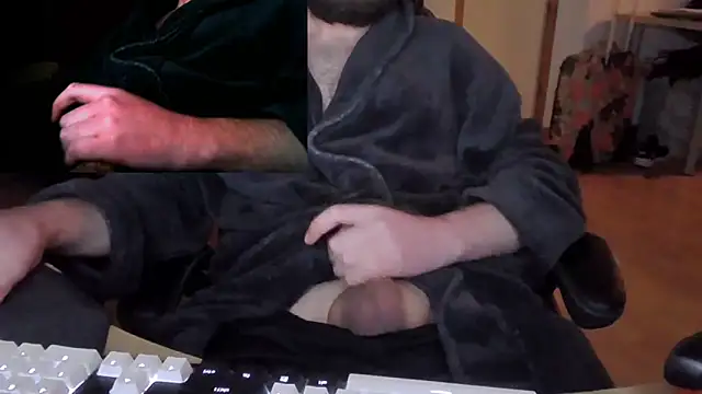 Snapshot of anontraveller chatting on 12-16-25, 07:19 anontraveller online show from 12-16-25, 07:19